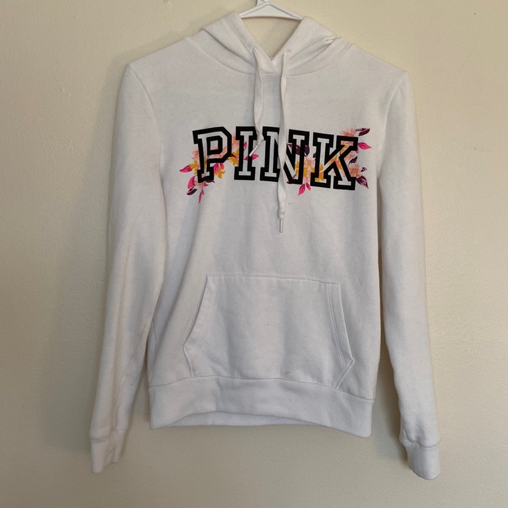 White sweatshirt with cute PINK logo